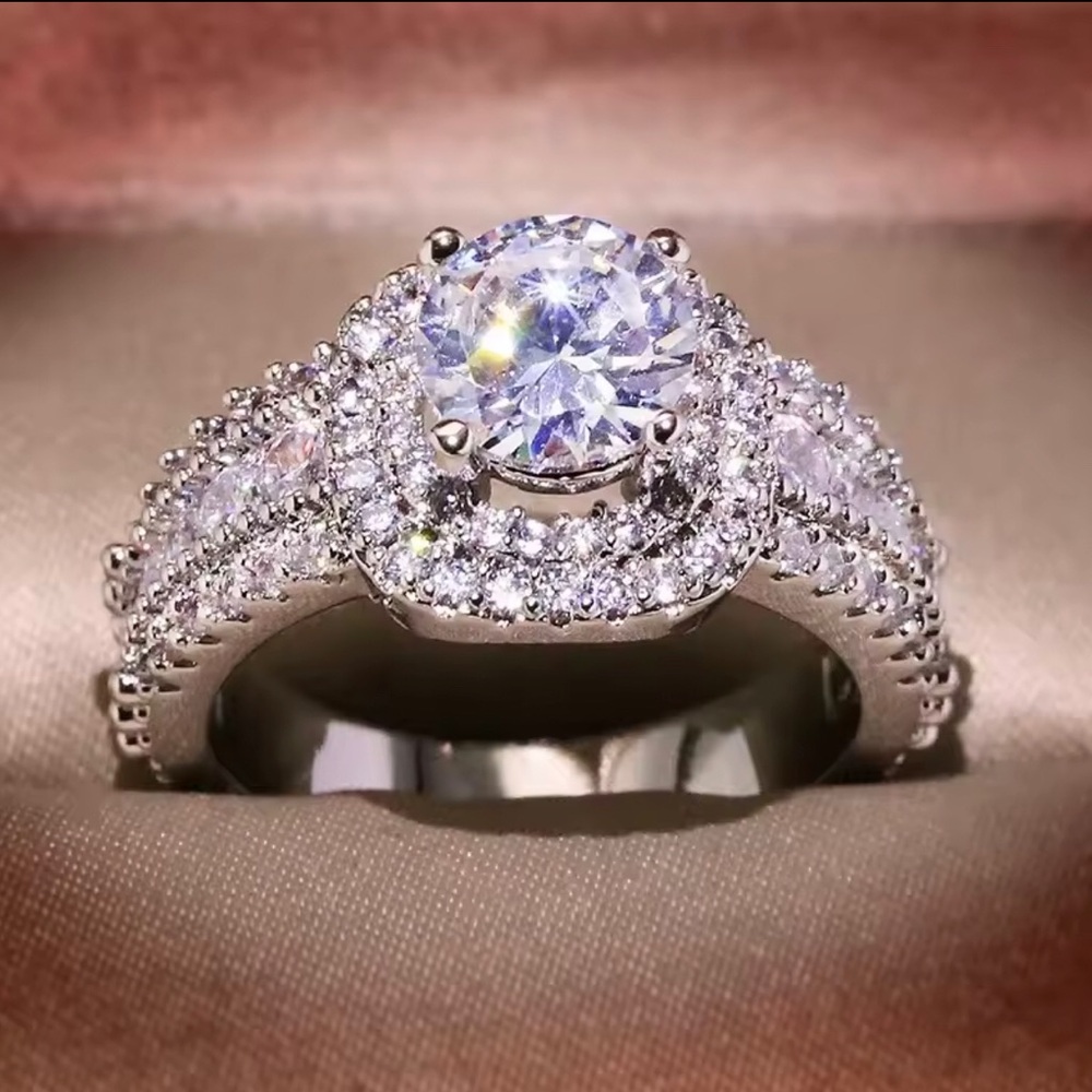 Sterling Silver Halo Cubic Zirconia Ladies Ring